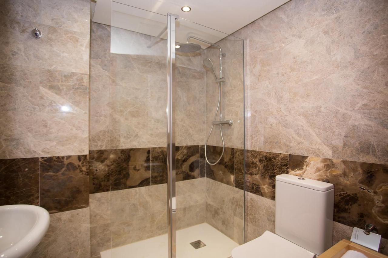 Villa Manilva Townhouse With Spectacular Views Of Gibraltar Exterior foto