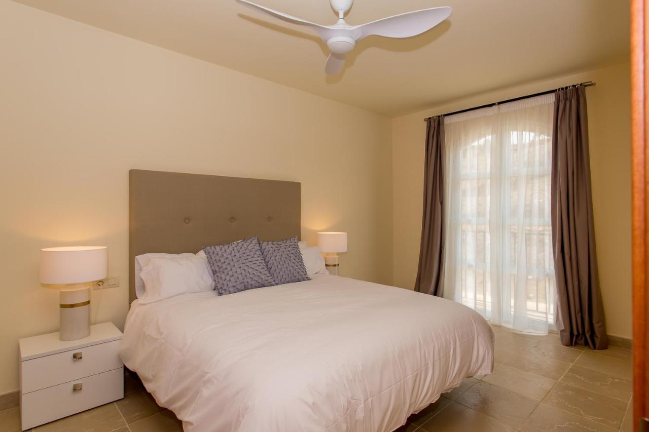 Villa Manilva Townhouse With Spectacular Views Of Gibraltar Exterior foto