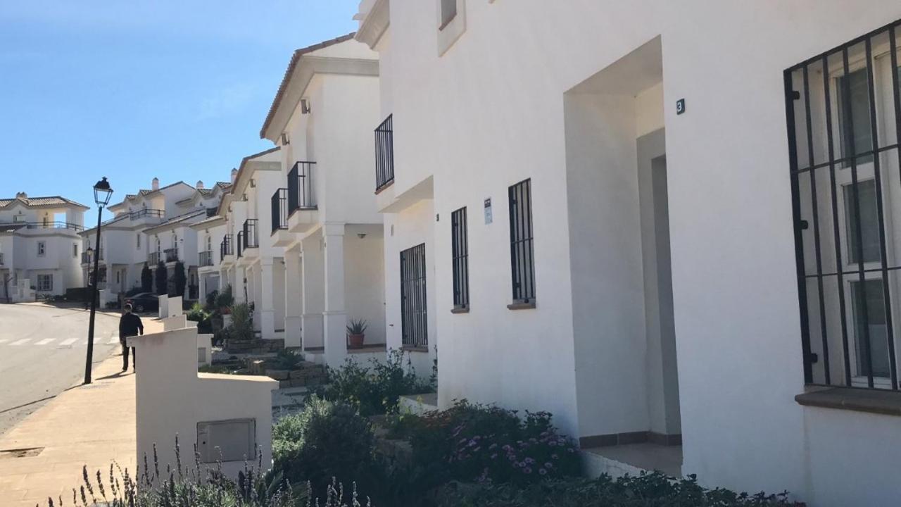 Villa Manilva Townhouse With Spectacular Views Of Gibraltar Exterior foto
