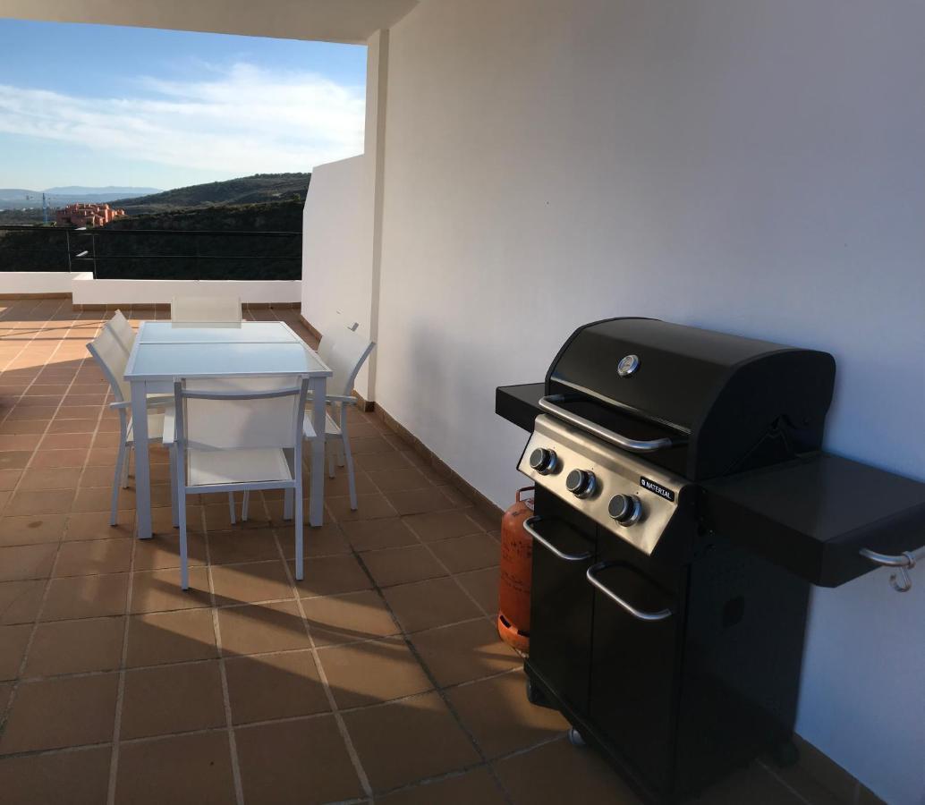 Villa Manilva Townhouse With Spectacular Views Of Gibraltar Exterior foto
